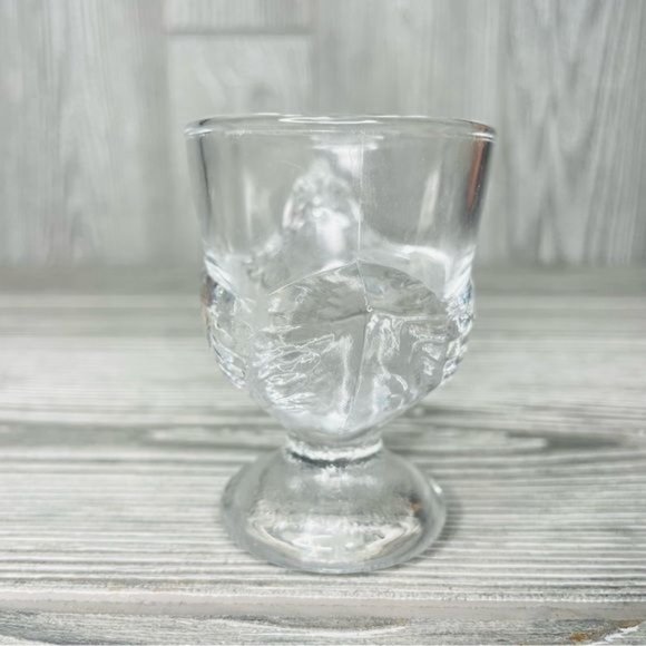 Vintage clear Glass Hen Chicken Egg Cup Holder made in France 2.75 “ figurine - Picture 6 of 7